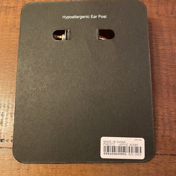 NWT J. Crew rhinestone hoop earrings - Picture 5 of 5